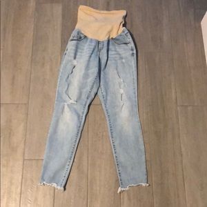 Jessica Simpson maternity jeans size Med.